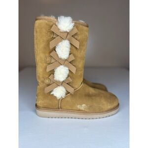 Koolaburra by Ugg Victoria Short Chestnut Women Sheepskin Suede Boots Size 8 EUC